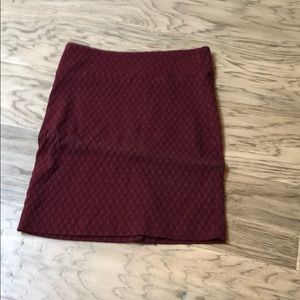 Pencil skirt, maroon with subtle diamond quilting